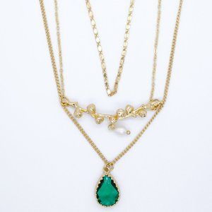 Multi-layered green gem drop necklace